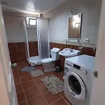 Four Two Bathrooms In The Center Of * 费特希耶