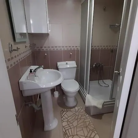 Appartamento Four Two Bathrooms In The Center Of